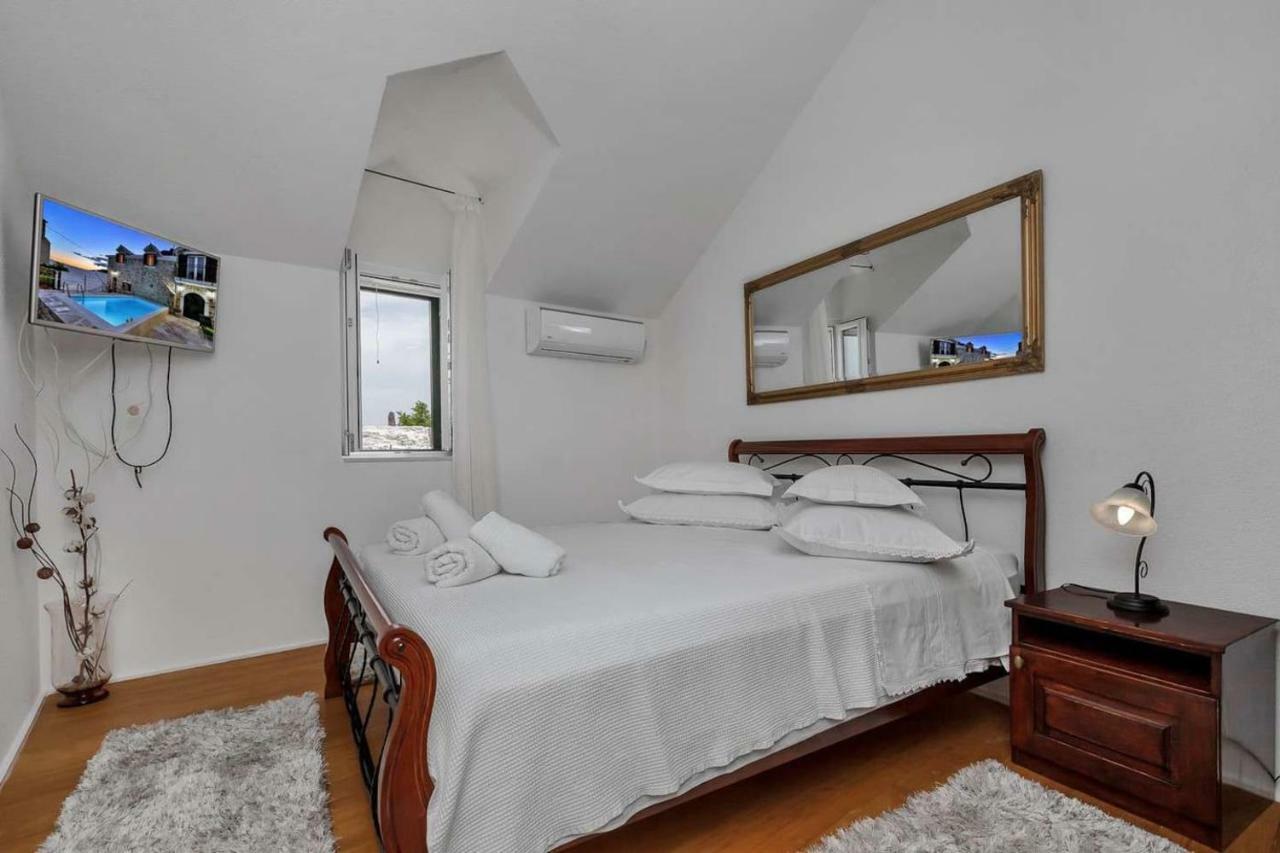Luxury Villa Topolina Baška Voda Екстериор снимка